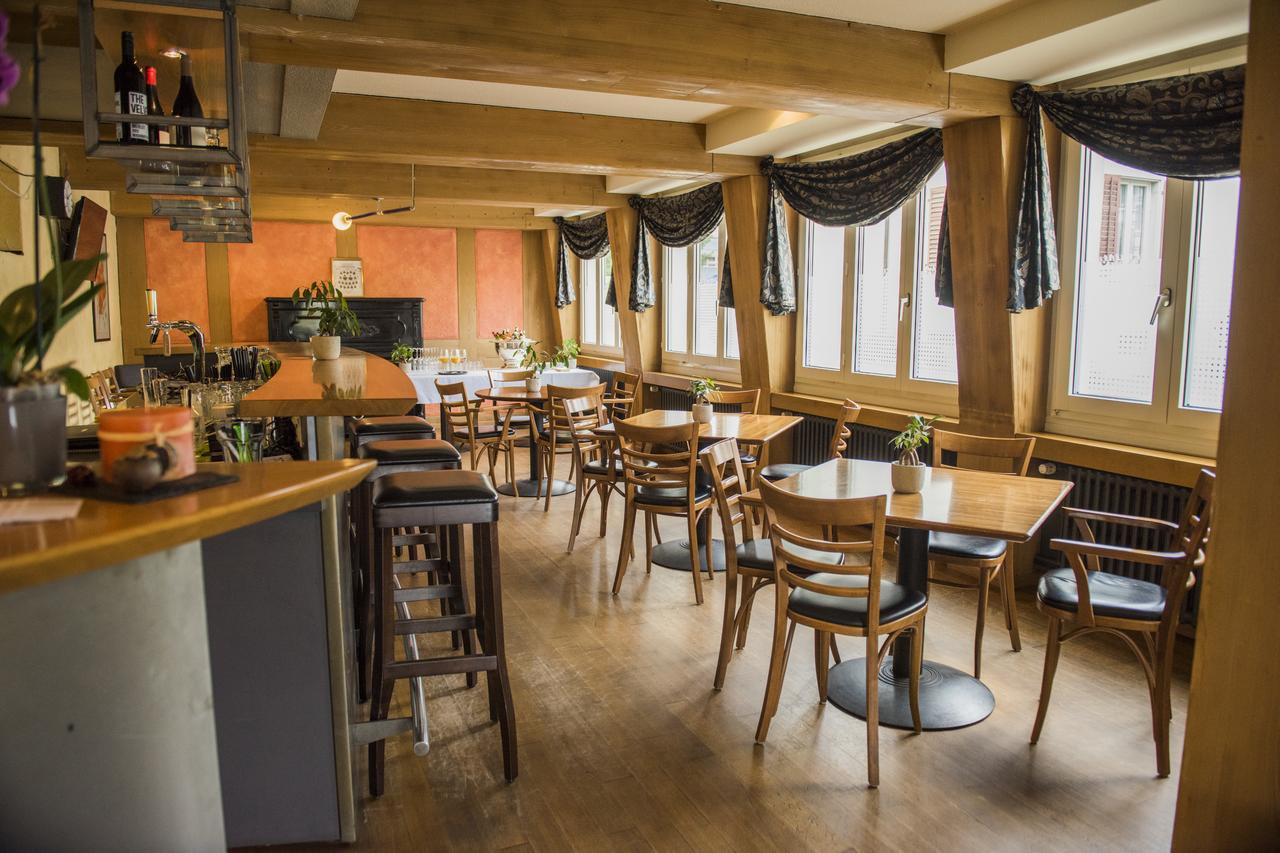 Hertenstein Hotel Restaurant Neuhaus מראה חיצוני תמונה